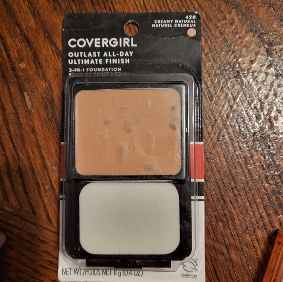 Makeup bundle - Picture 4 of 6